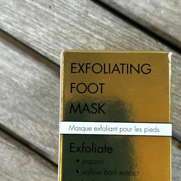 Whish Exfoliating Foot Mask Coconut Milk and Verbana 2.5 oz NEW - Picture 5 of 6